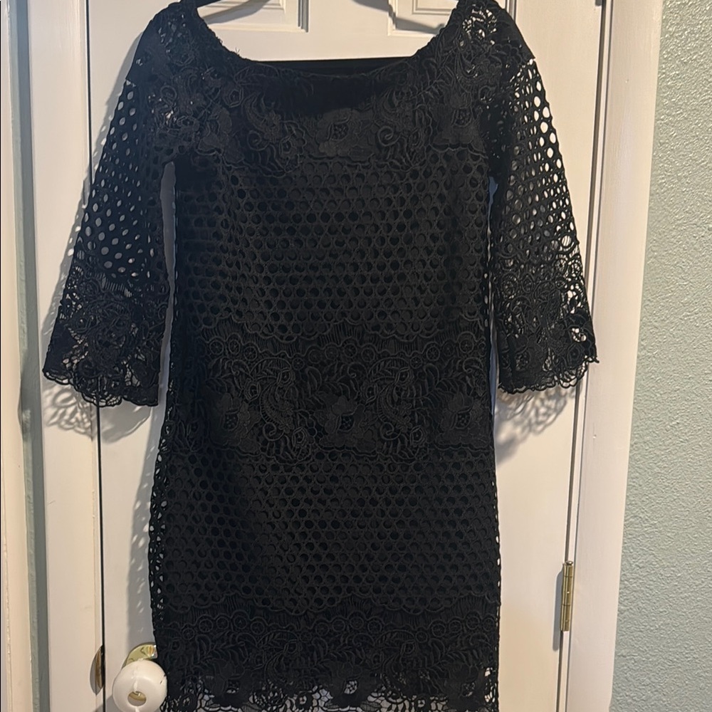 Chelsea28 Black Lace Long Sleeve Dress